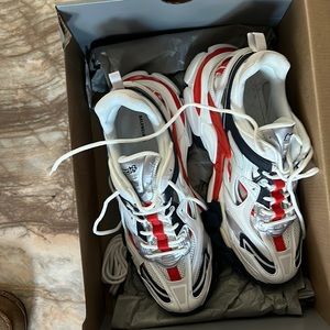 Balenciaga Track 2 Layered Metallic Sneakers in Red Polyurethane Plastic  ref.906408 - Joli Closet